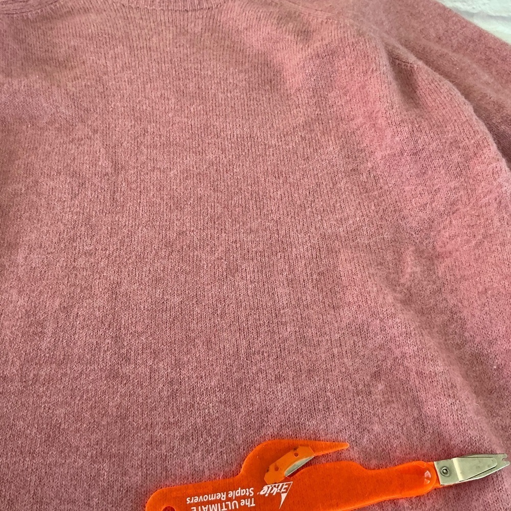 J. Crew Marino Wool And Alpaca Blend Soft Pink Women’s Crew Neck Sweater Size - Picture 7 of 7